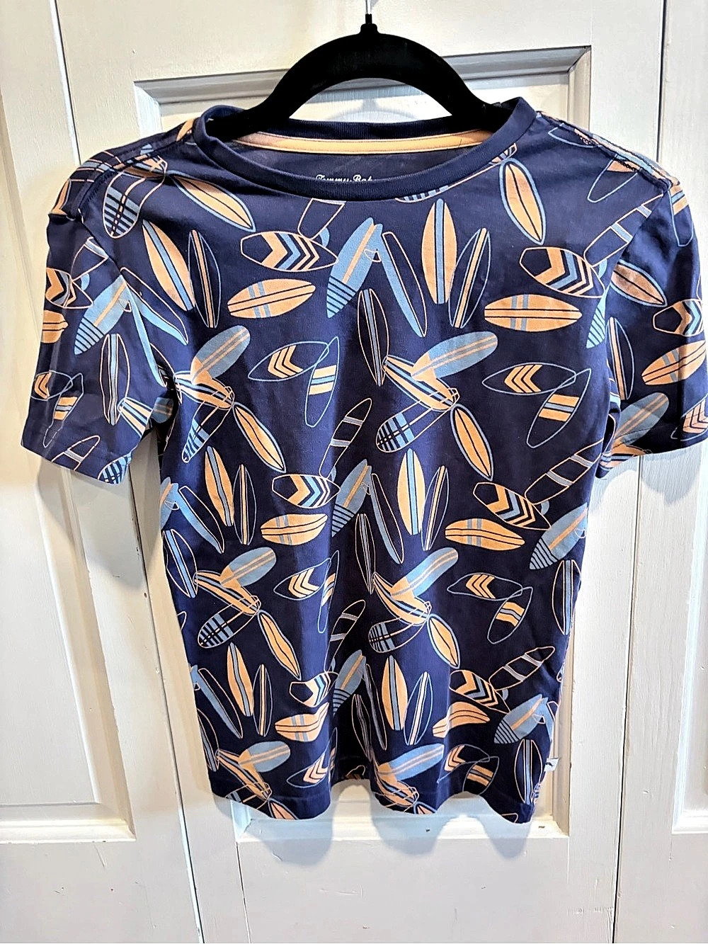 Tommy Bahama Boys T-shirt and Shorts Set (7/8) Like New